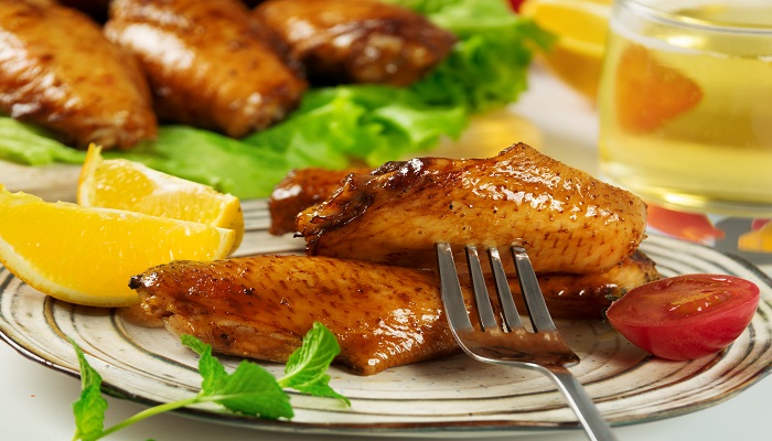 鸡翅烤箱多少度 鸡翅烤箱多少度烤多久