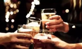 喝酒前吃什么可以解酒（喝酒前吃什么可以解酒快点）