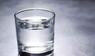 吃什么可以解酒（吃什么可以解酒止吐）