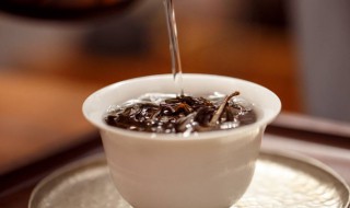 泡好的茶水可以放多久 泡好的茶水可以放多久不变质