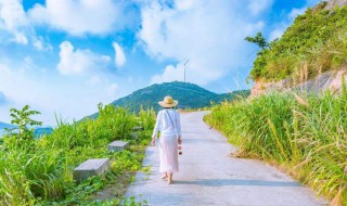 适合发朋友圈的玩耍句子（适合发朋友圈玩的短句）