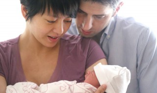 梦见抱着婴儿（梦见抱着婴儿拉大便）