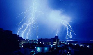 梦见打雷下雨 梦见打雷下雨好不好