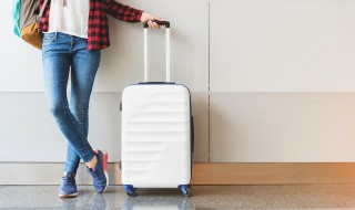 拉杆箱密码锁打不开怎么办（美旅拉杆箱密码锁打不开怎么办）