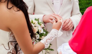 儿子婚礼父亲致辞简短大气（儿子婚礼父亲致辞简短大气并送一首歌）