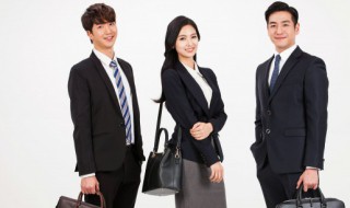 简历自我介绍怎么写（简历自我介绍怎么写50字）