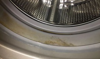 滚筒洗衣机怎么清理里面的脏东西 海尔滚筒洗衣机怎么清理里面的脏东西