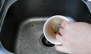 如何清洗茶锈 清洗茶锈的方法