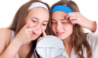 脸上为什么会长痘痘呢（脸上为什么会长痘痘呢?会让人感到很烦恼）