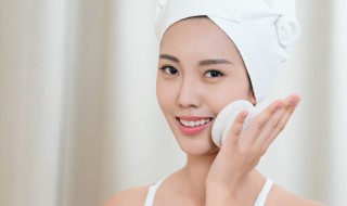 化妆水和爽肤水有什么不同 化妆水和爽肤水有什么不同呢