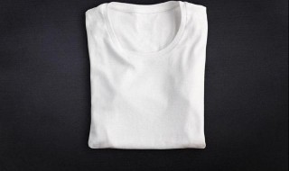白衣服发黄怎么办（用84泡的白衣服发黄怎么办）