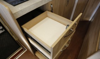抽屉高度 卧室抽屉高度