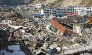 地震躲避方法? 地震躲避方法图片简笔画