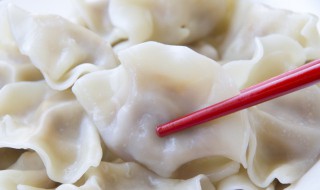 包饺子不粘有什么方法 包饺子不破皮的方法
