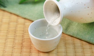 茅台酒真假鉴别方法 茅台酒真假鉴别方法 发票