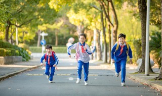 学生中暑如何处理方法（学生中暑如何处理方法教师考试）