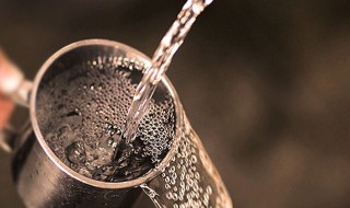 怎样做可以解酒（怎样做可以解酒的食物）