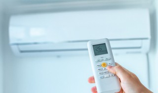 空调内机突然大量漏水怎么回事 空调内机突然大量漏水怎么回事啊