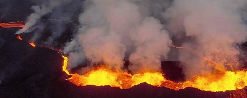 冰岛火山在哪个国家（冰岛火山是哪个国家）