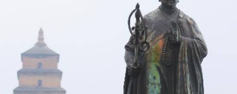 铜像生锈发绿如何去除恢复（铜像有绿色锈怎么去掉）