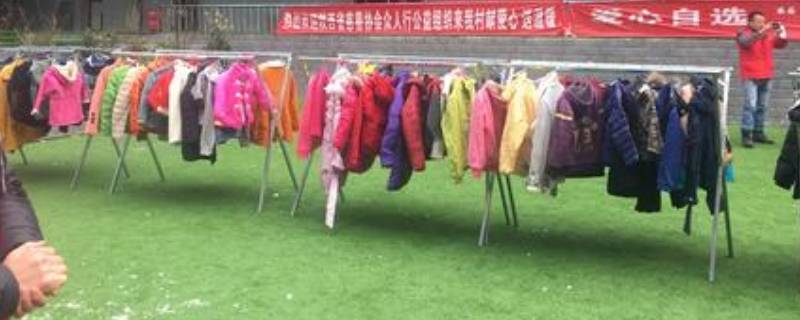 冬天晒衣服结冰怎么办 衣服晾在室外结冰了怎么办