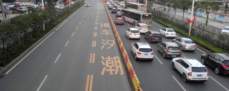 双黄线虚线是什么意思 两个双黄线虚线是什么意思