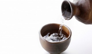白酒可以放冰箱冷冻吗（白酒能冻冰箱吗）